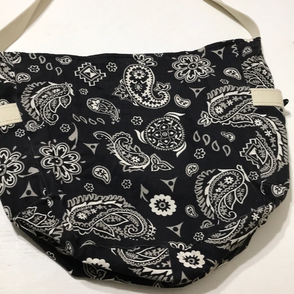 Perfect Carry-All - Picture 1 of 5